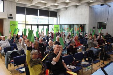 BUND-Delegierte verabschieden Resolution.